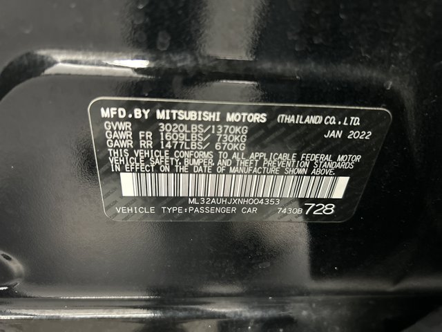 Vehicle image 32 of 37