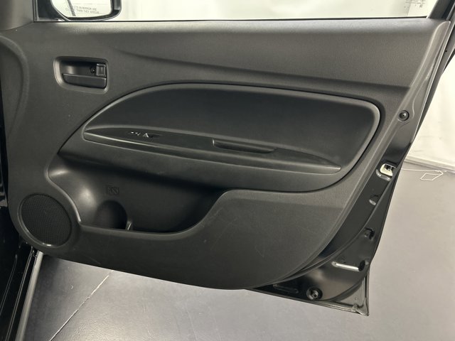 Vehicle image 26 of 37