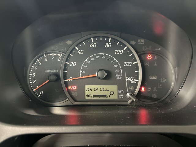 Vehicle image 21 of 37