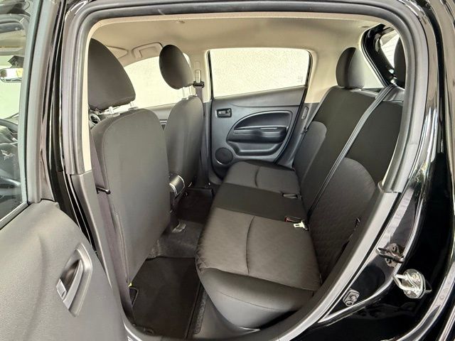 Vehicle image 15 of 31