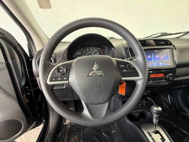 Vehicle image 22 of 31