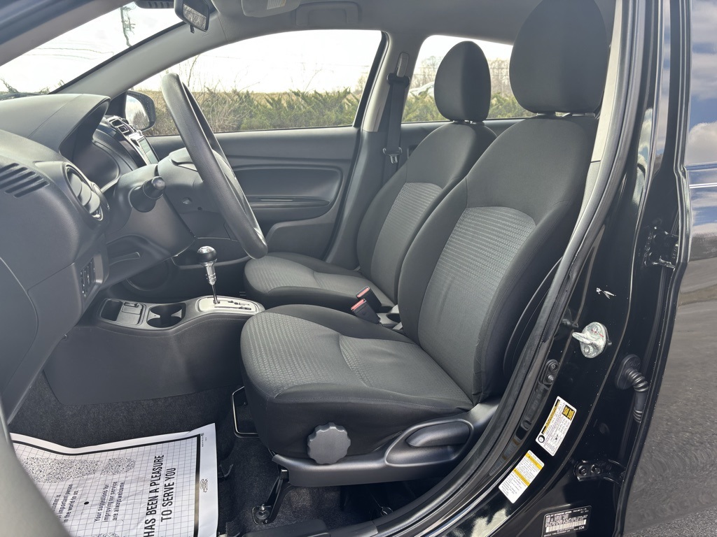 Vehicle image 15 of 26