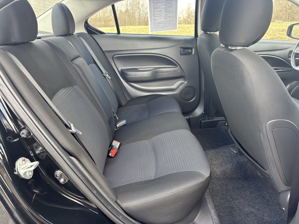 Vehicle image 21 of 26