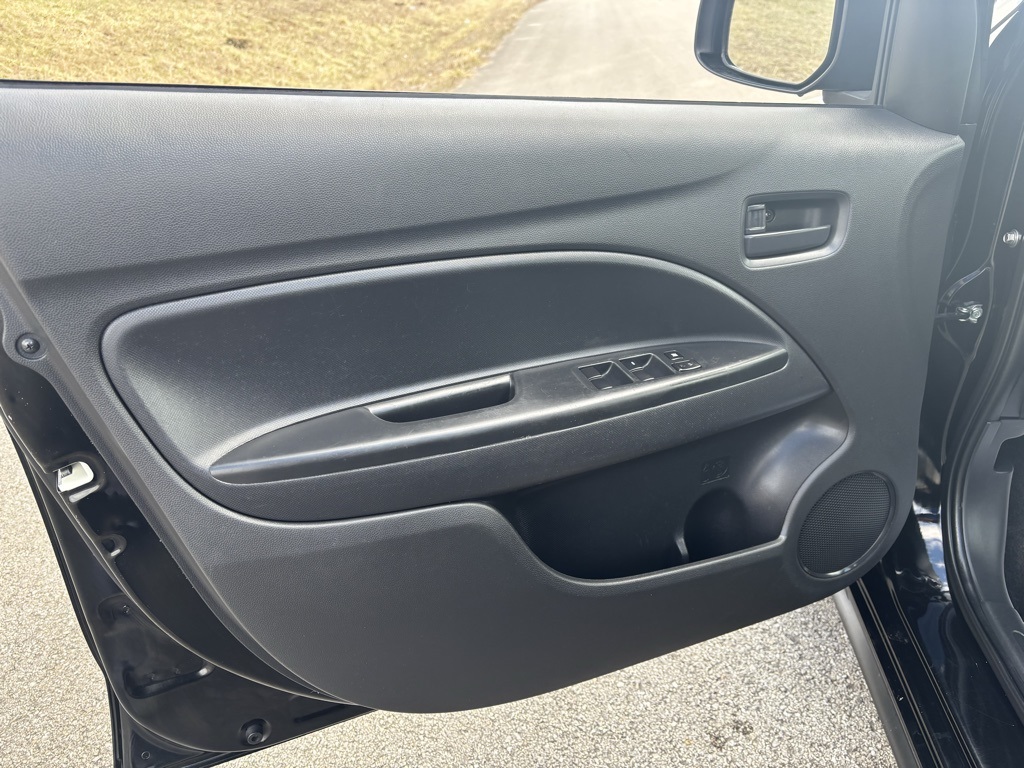 Vehicle image 16 of 26