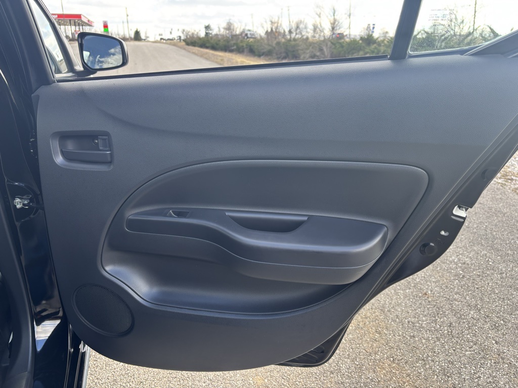 Vehicle image 22 of 26