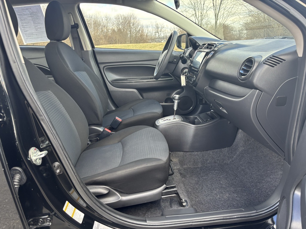 Vehicle image 19 of 26