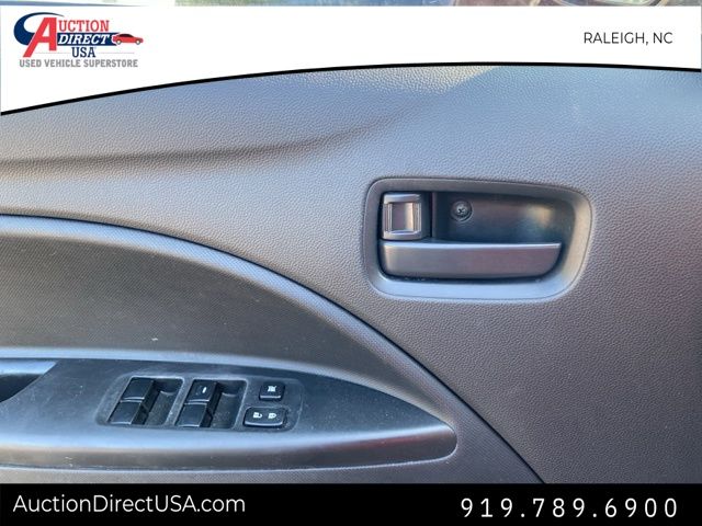 Vehicle image 26 of 42