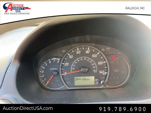 Vehicle image 27 of 42