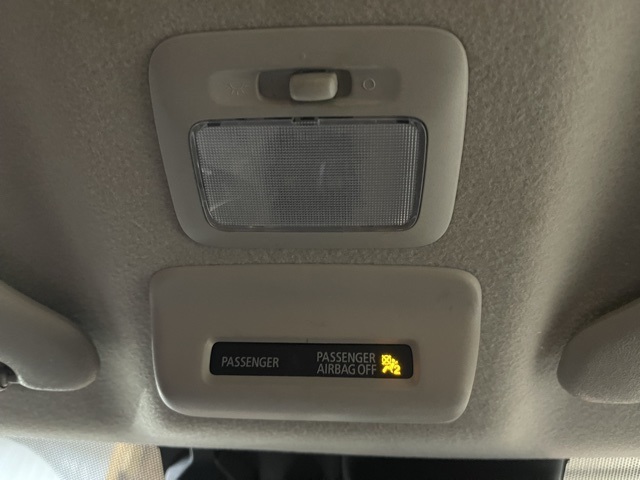 Vehicle image 20 of 25