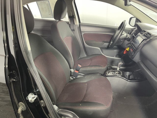 Vehicle image 19 of 25