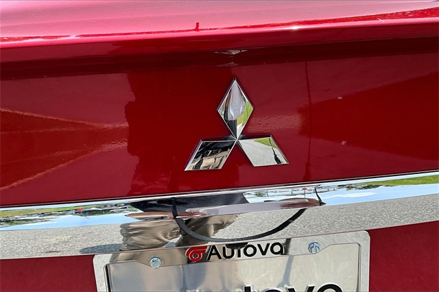 Vehicle image 31 of 38