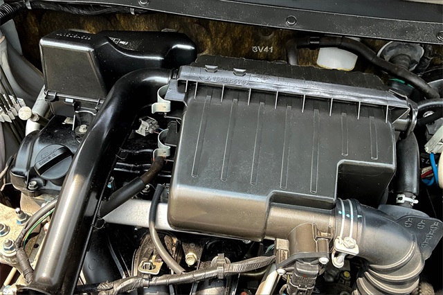 Vehicle image 27 of 38