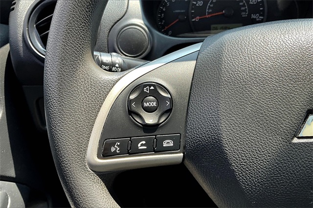 Vehicle image 13 of 38