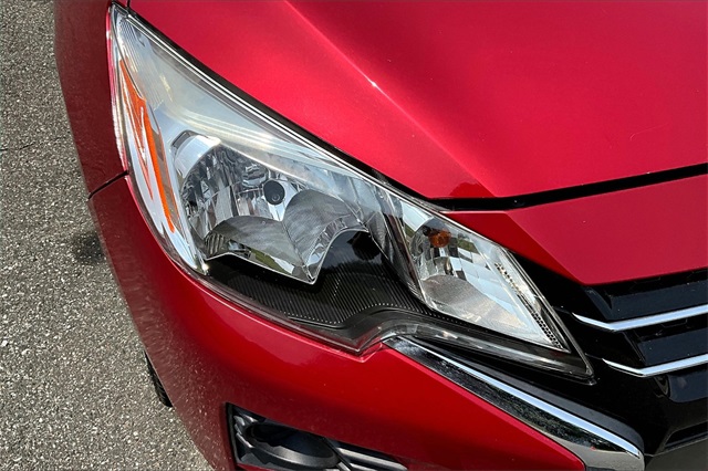 Vehicle image 28 of 38