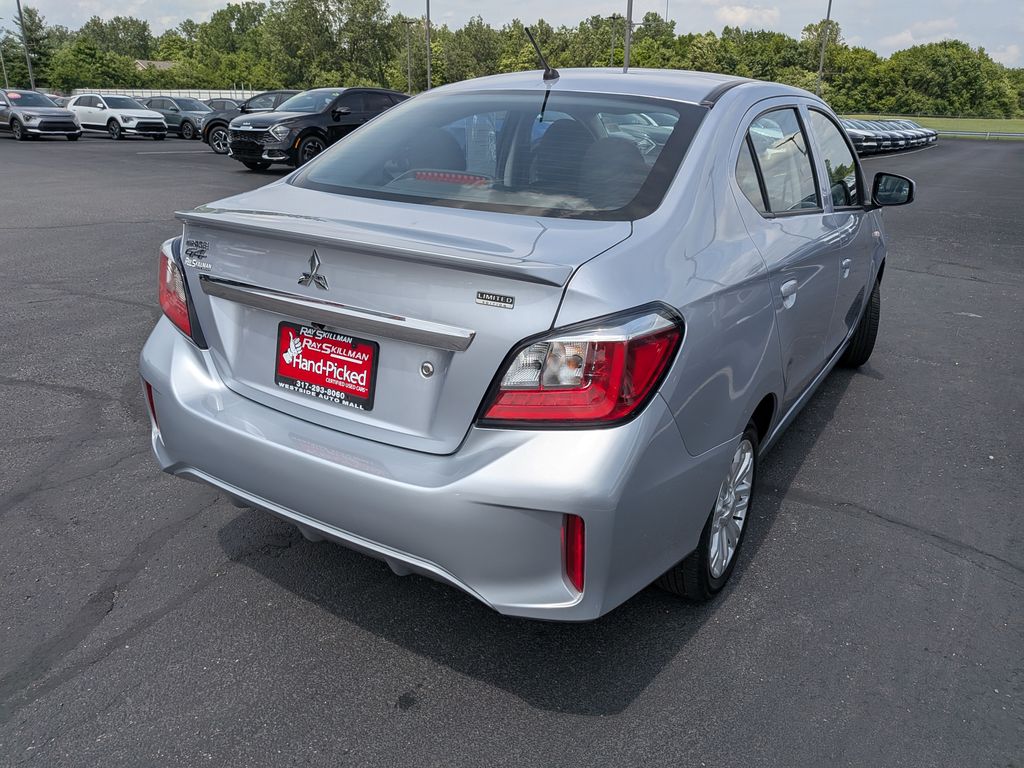 Vehicle image 4 of 21