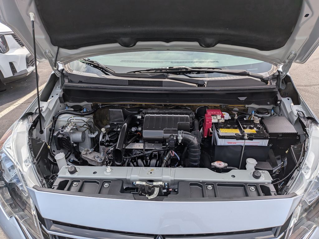 Vehicle image 8 of 21