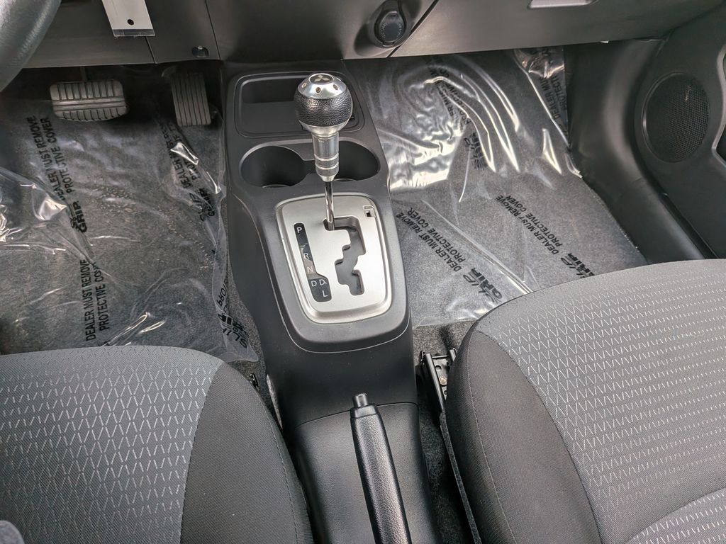 Vehicle image 20 of 21