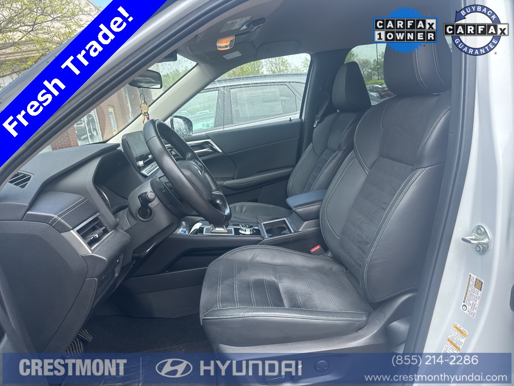 Vehicle image 5 of 9