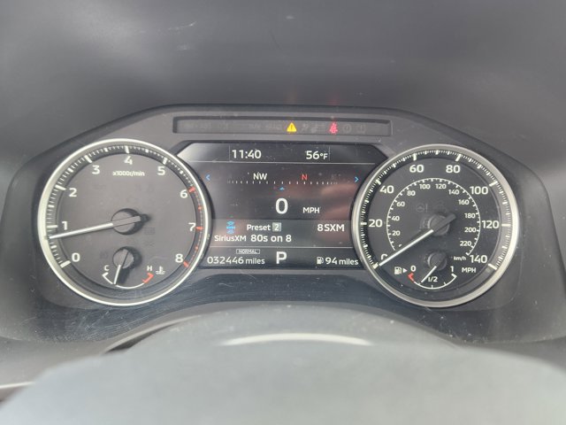 Vehicle image 11 of 22