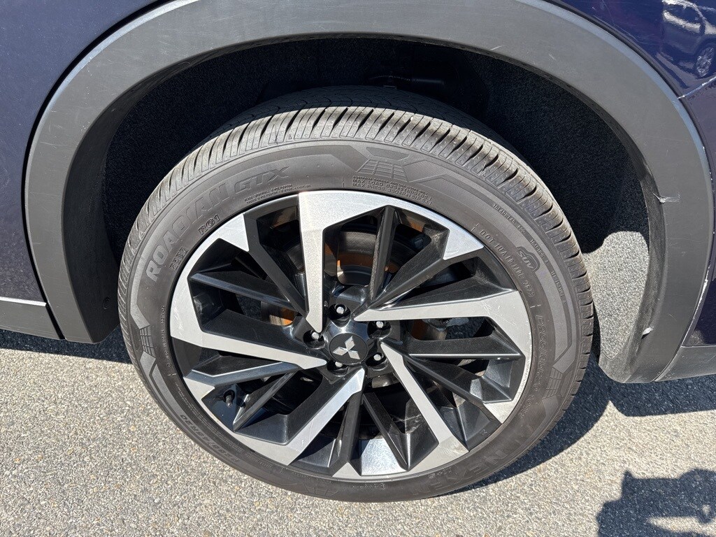 Vehicle image 9 of 29