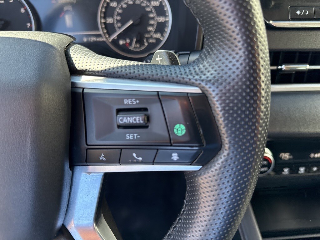 Vehicle image 18 of 29