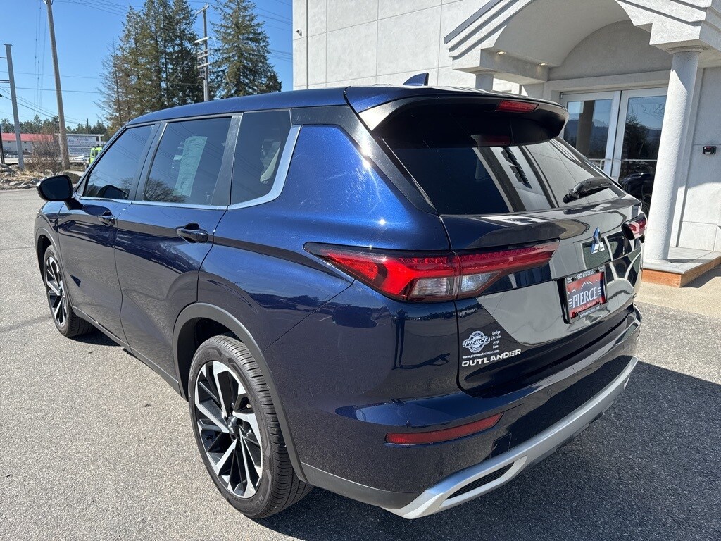 Vehicle image 6 of 29