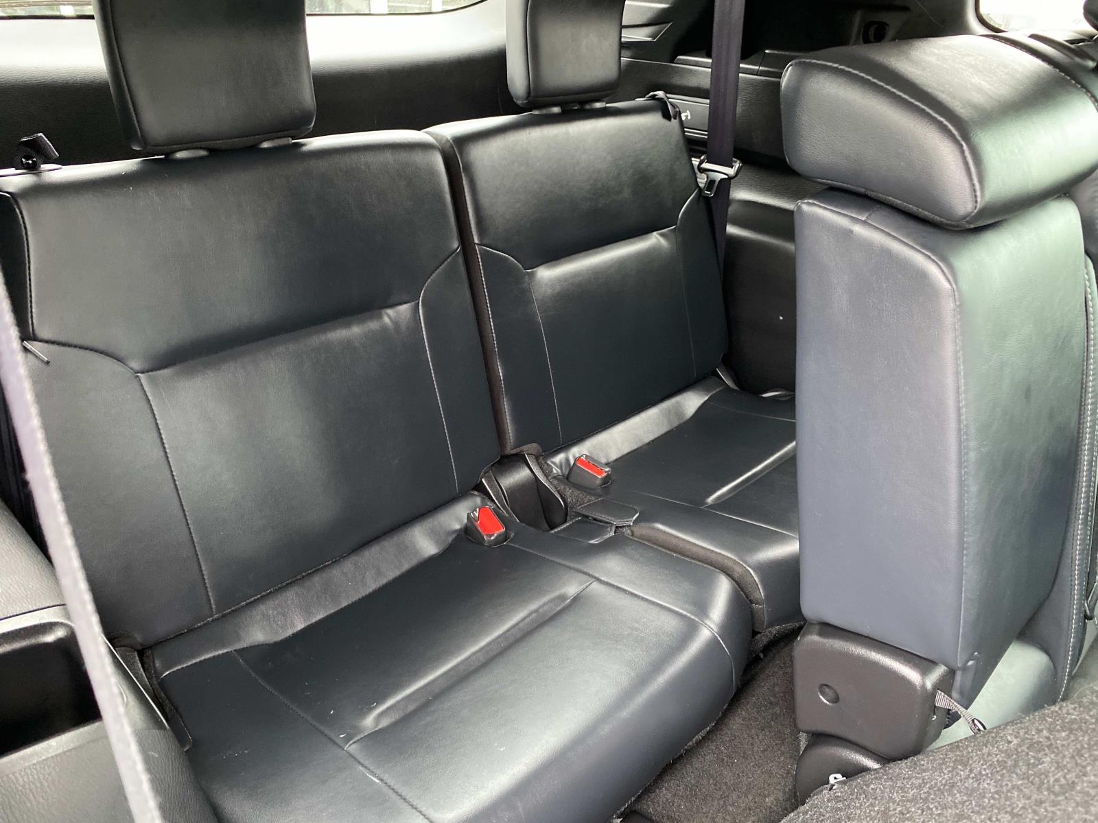 Vehicle image 15 of 29