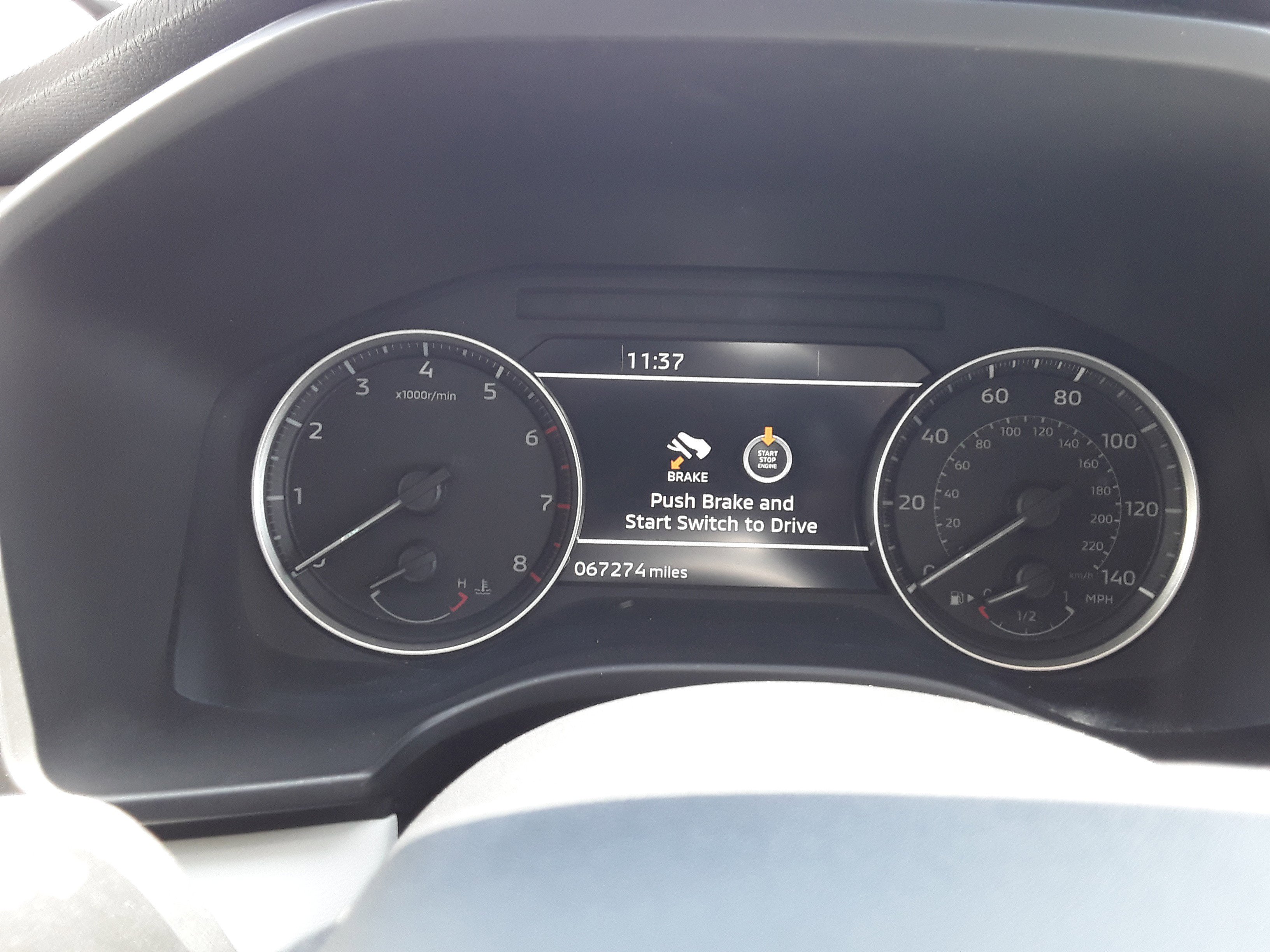 Vehicle image 17 of 27