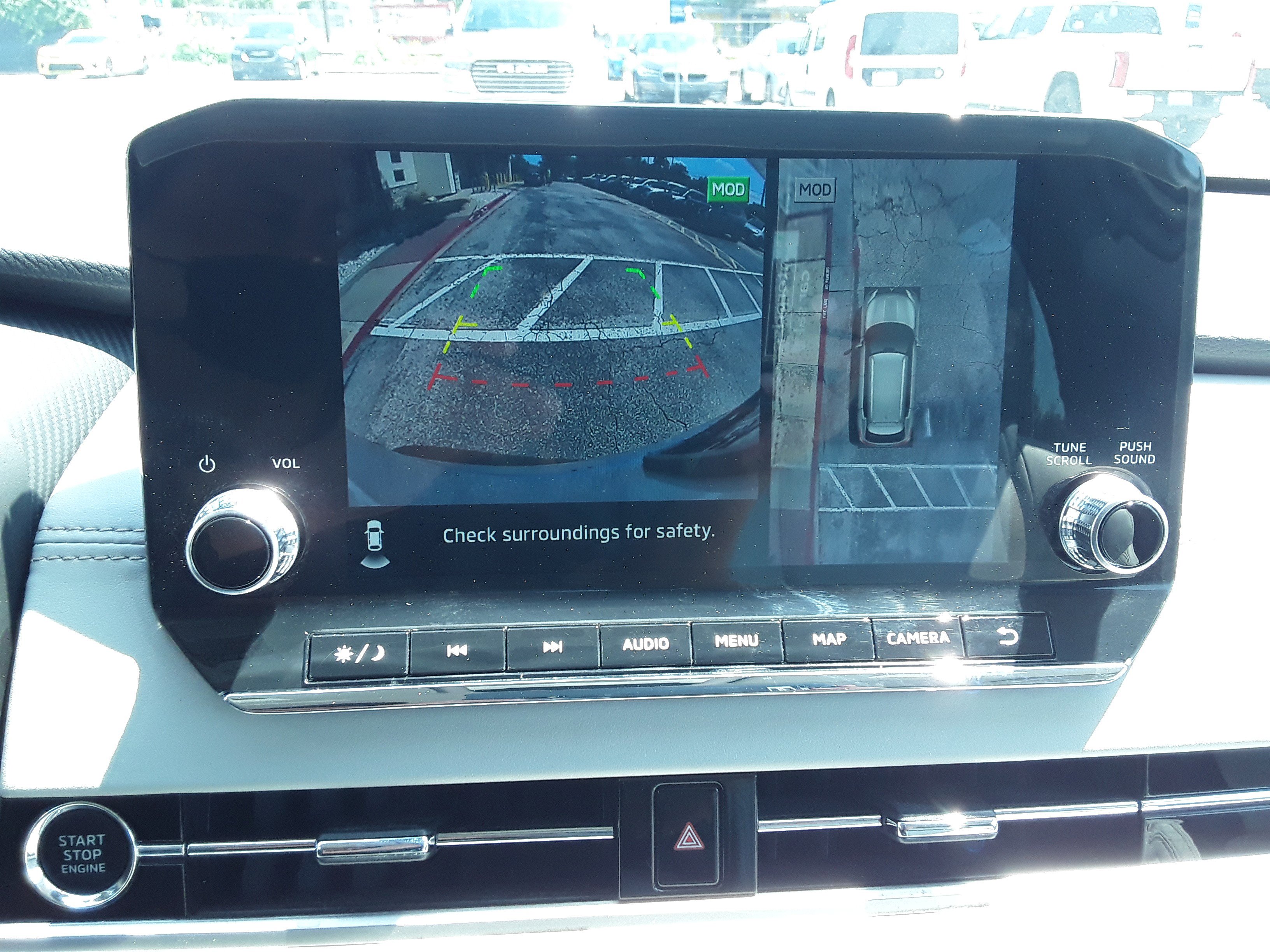 Vehicle image 18 of 27