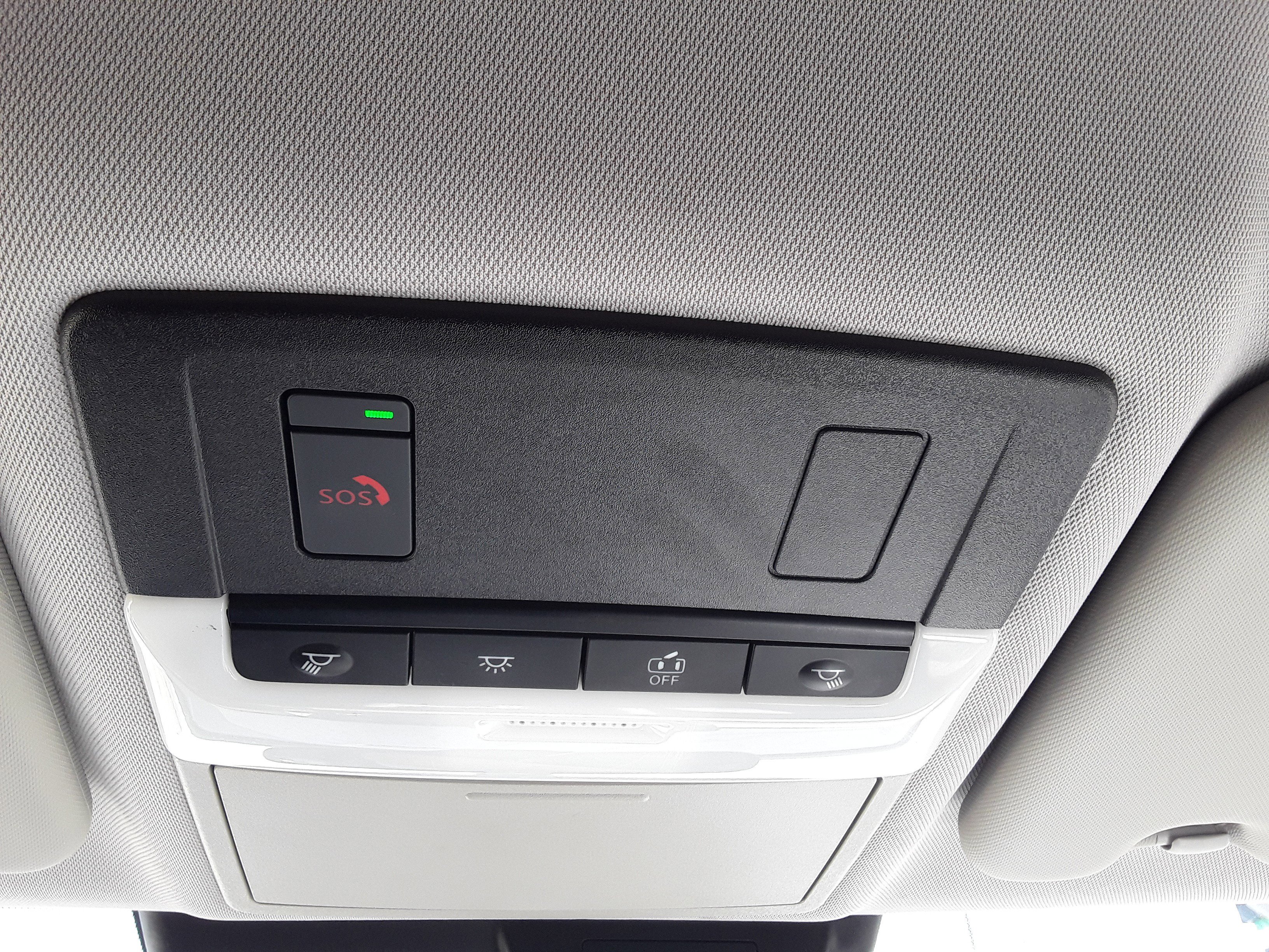 Vehicle image 26 of 27