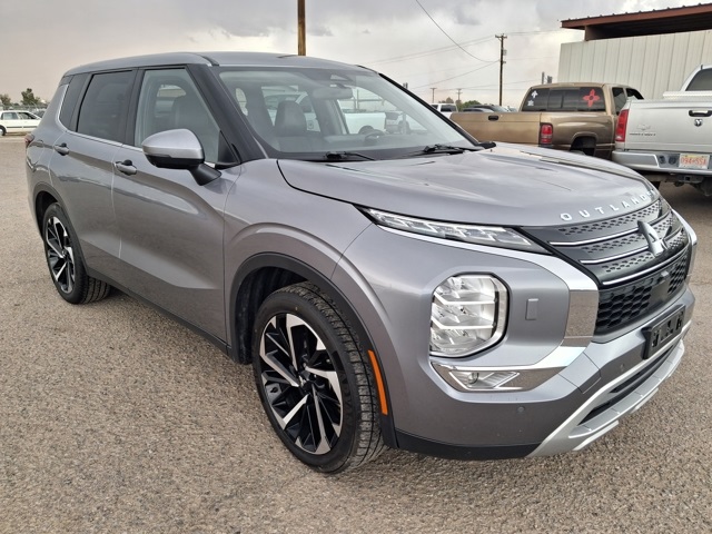 Vehicle image 2 of 10