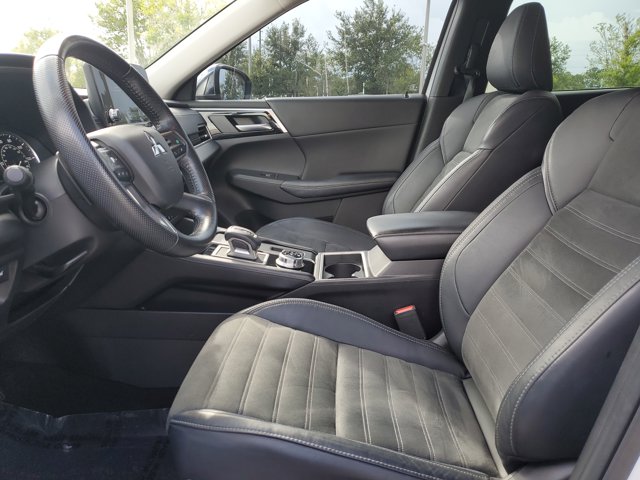 Vehicle image 18 of 37