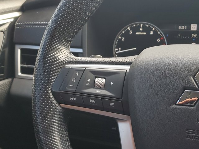 Vehicle image 21 of 37