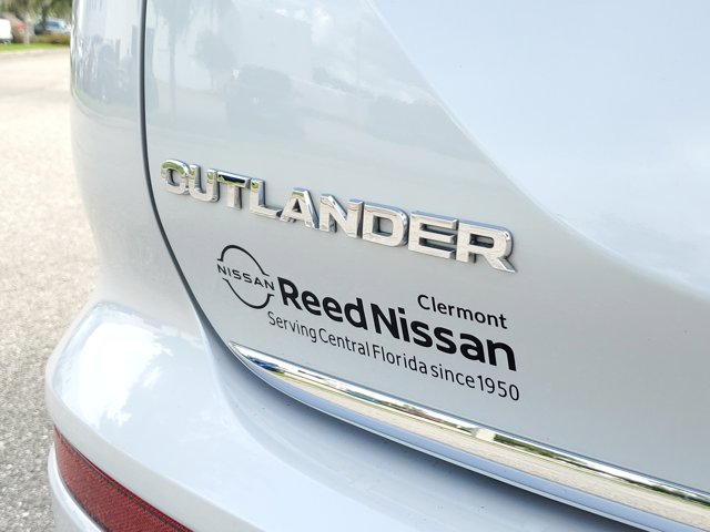Vehicle image 7 of 37