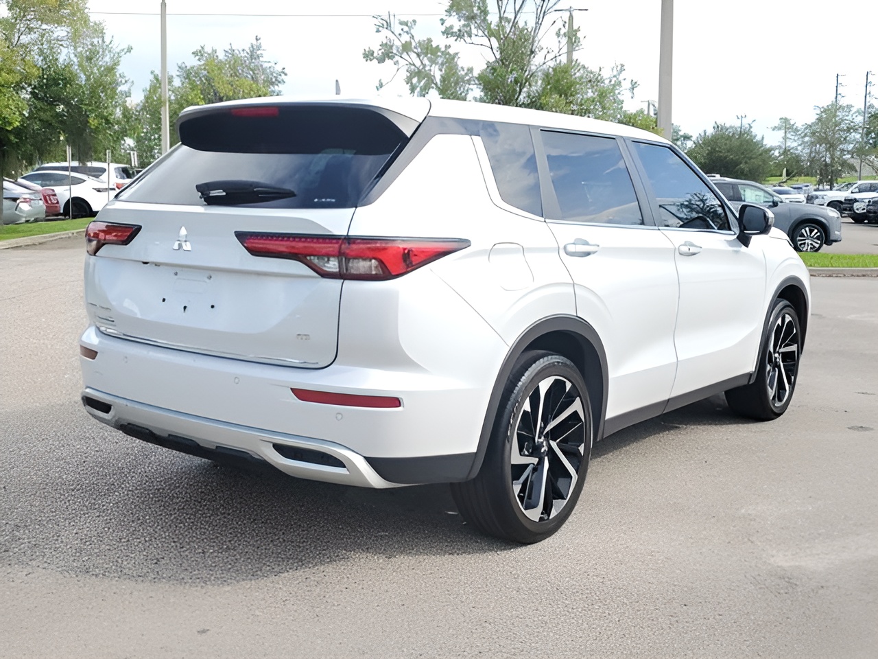 Vehicle image 36 of 37