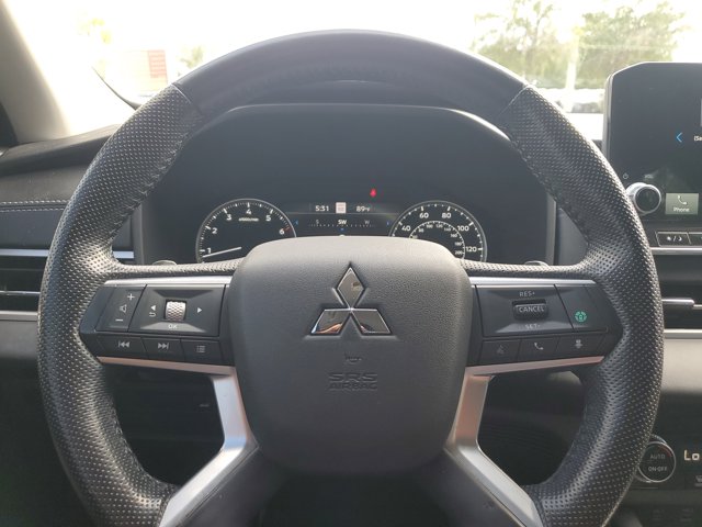 Vehicle image 20 of 37
