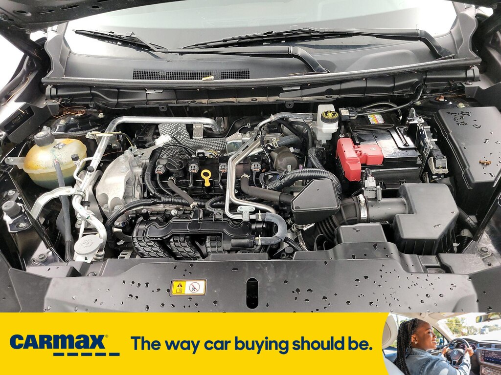 Vehicle image 27 of 28