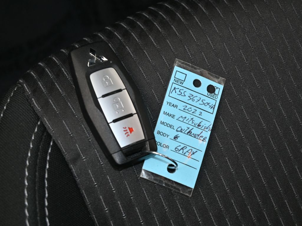 Vehicle image 46 of 71