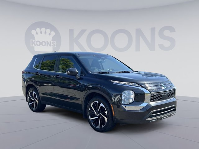 Vehicle image 3 of 28