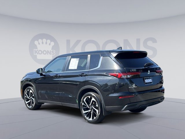 Vehicle image 7 of 28