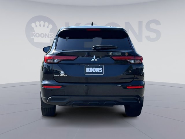Vehicle image 6 of 28