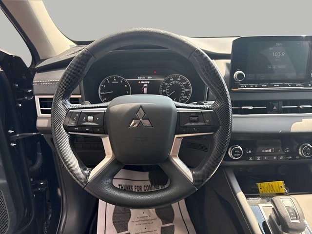 Vehicle image 9 of 16