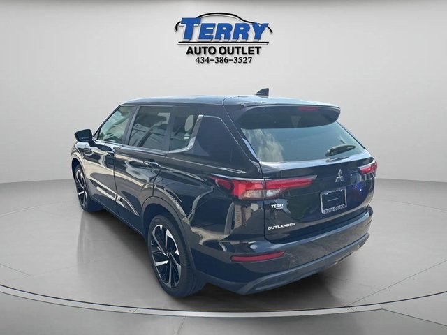 Vehicle image 7 of 16