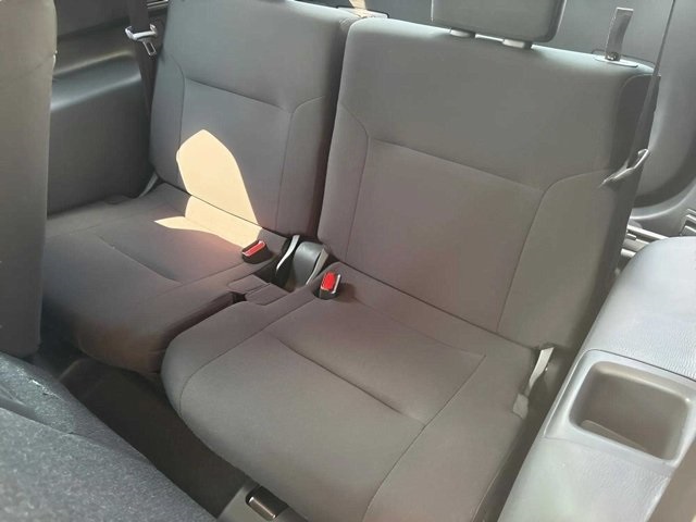 Vehicle image 12 of 16