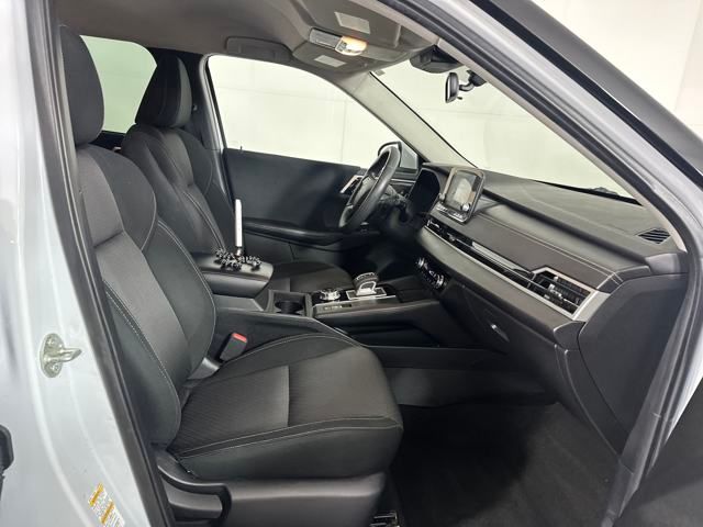 Vehicle image 26 of 27