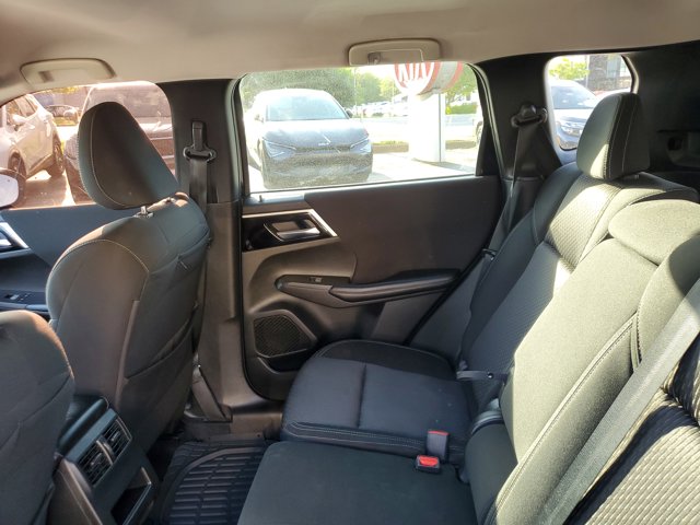 Vehicle image 10 of 30