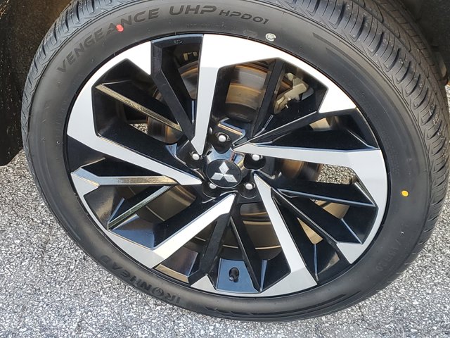 Vehicle image 8 of 30