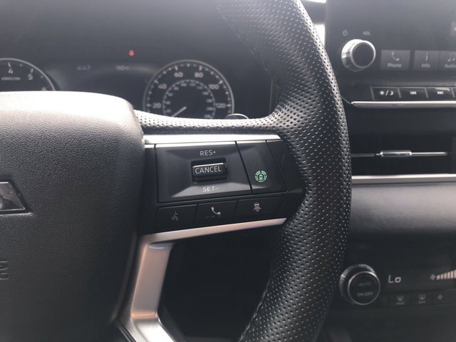 Vehicle image 31 of 32