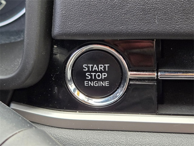 Vehicle image 32 of 32