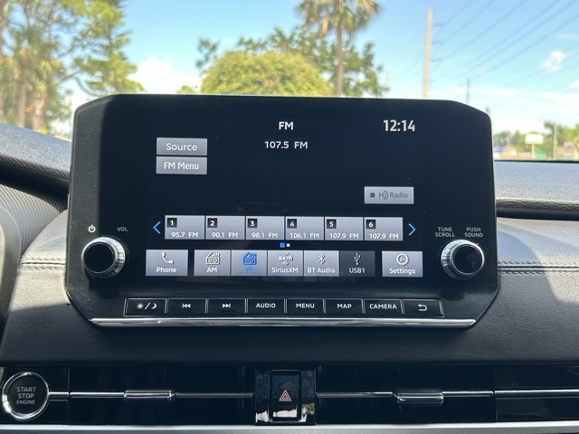 Vehicle image 20 of 29
